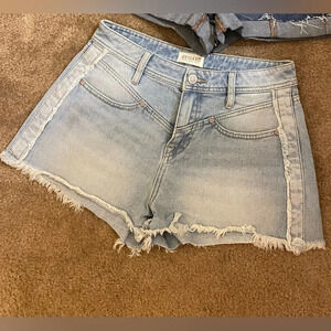 Shyanne light Denim Junior woman’s Shorts size 29